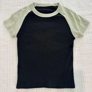 Brandy Melville baby tee
